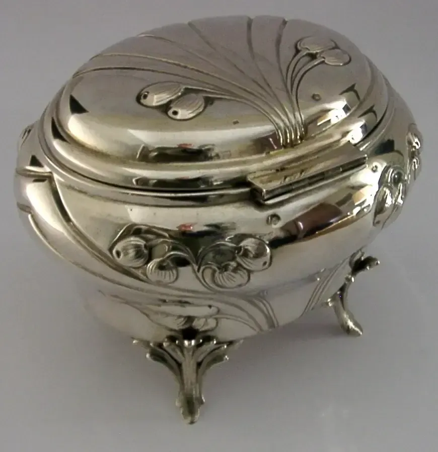 Stunning Large 282g Austrian Art Nouveau 800 Solid Silver Box photo for sale