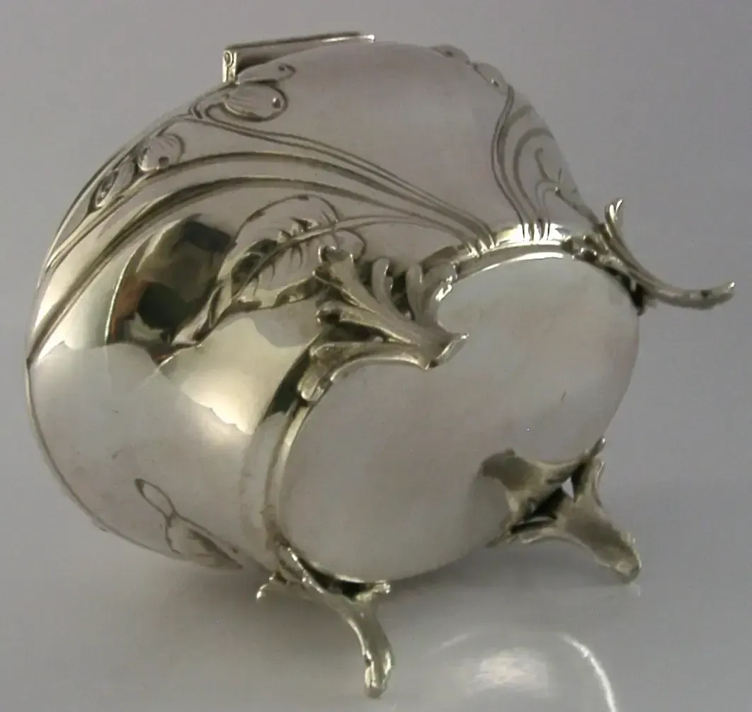 885.0 Stunning Large 282g Austrian Art Nouveau 800 Solid Silver Box photo