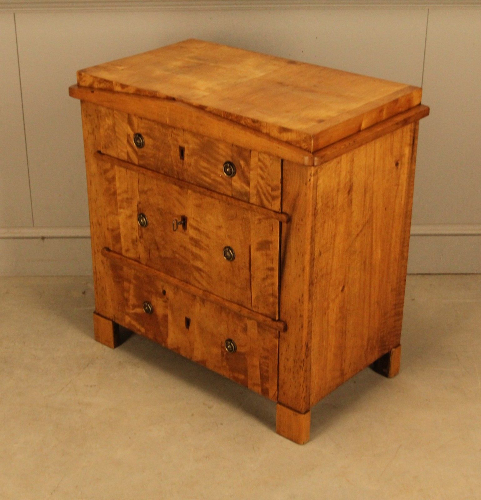 Refined 19th Century Swedish Chest Of Drawers In Birch photo buy