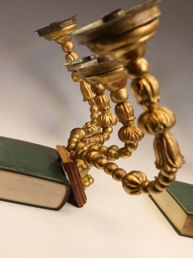 photo for sale Rare And Important Pair Of Italian 18th Century Giltwood Four Arm Sconces