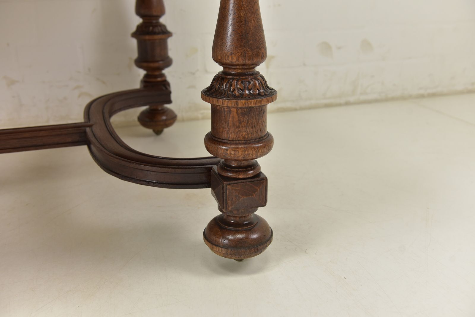 Antique! Restored Solid Oak Dining Table, 148 X 105 Cm, Gründerzeit/Historicism Style photo vintage