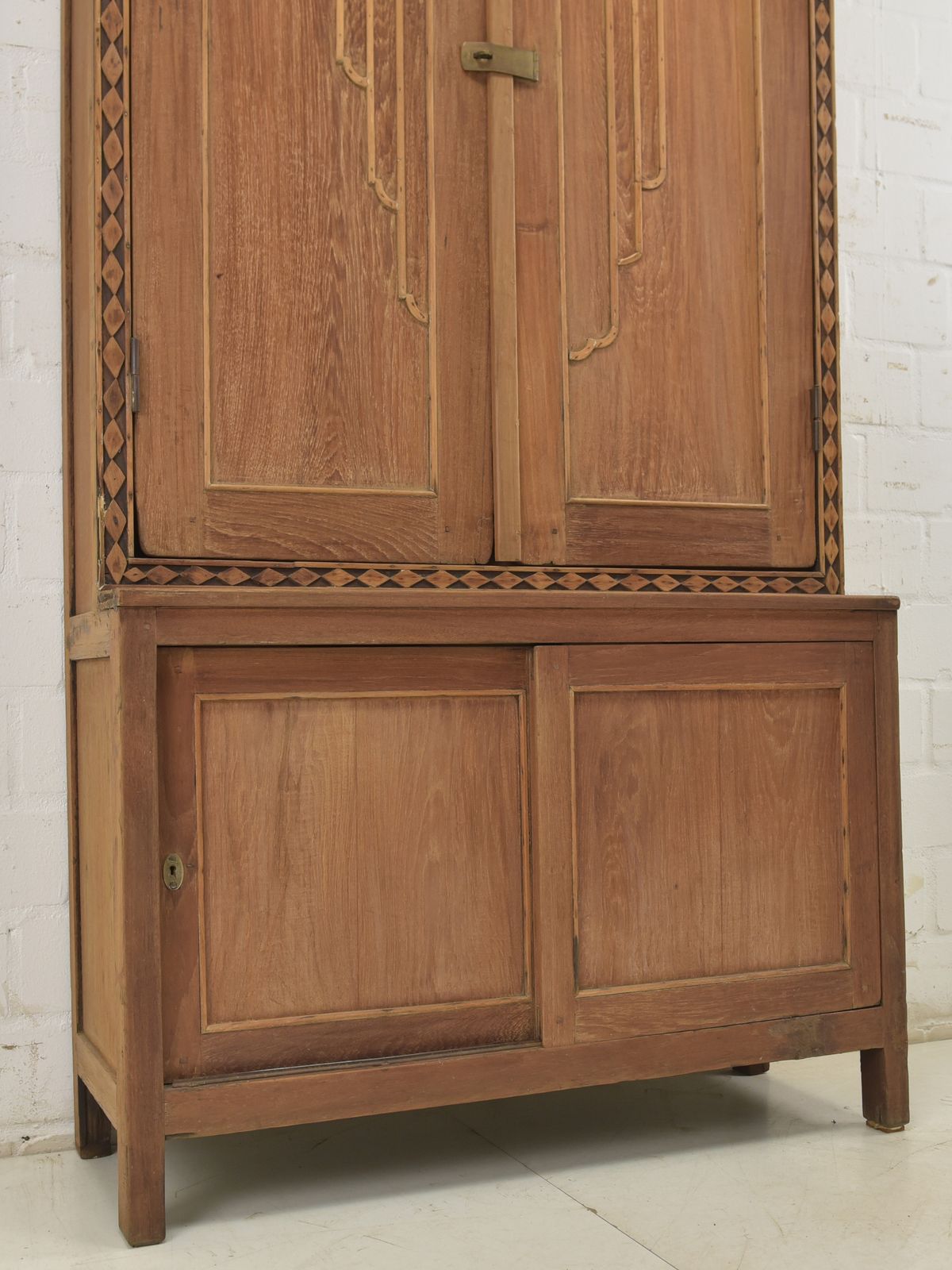 photo furniture Antique! Narrow Art Deco Cabinet, Restored, Display Case, Collector's Cabinet, 2 Of 2