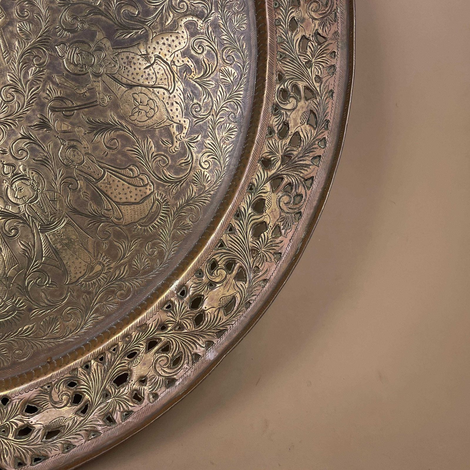 Indian Patterned Brass Tray Antique Metal Gold 50.5cm Plate Asian Handmade Etched Intricate Decorative Pattern Wall Art Round Vintage Circle photo vinterior