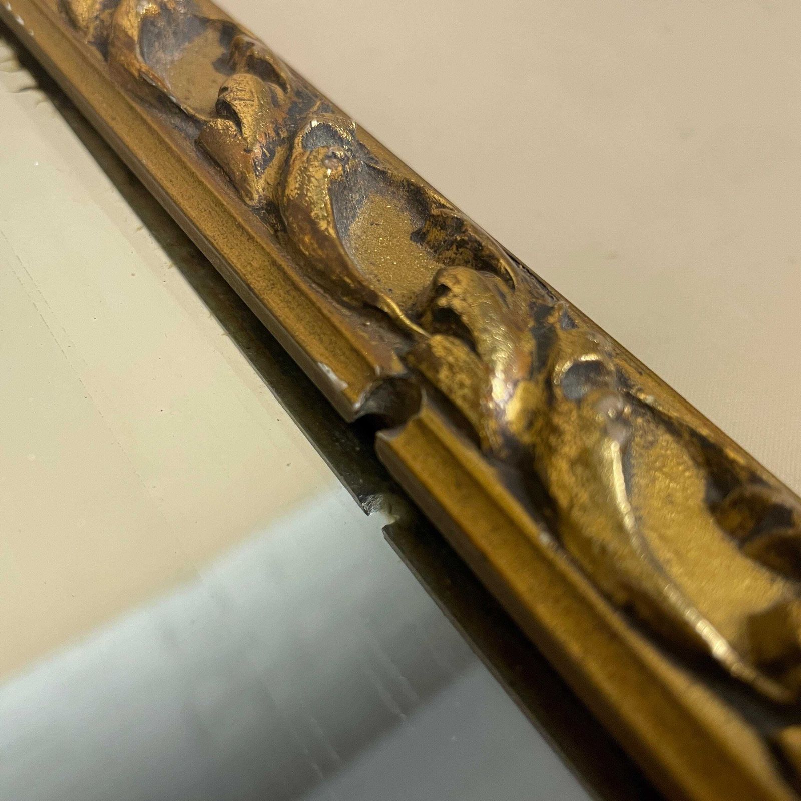 photo furniture Ornate Wooden Wall Mirror Gold Wood Frame Bevelled Glass Rectangle Portrait Patterned Edge Bedroom Hallway Decorative Antique Style