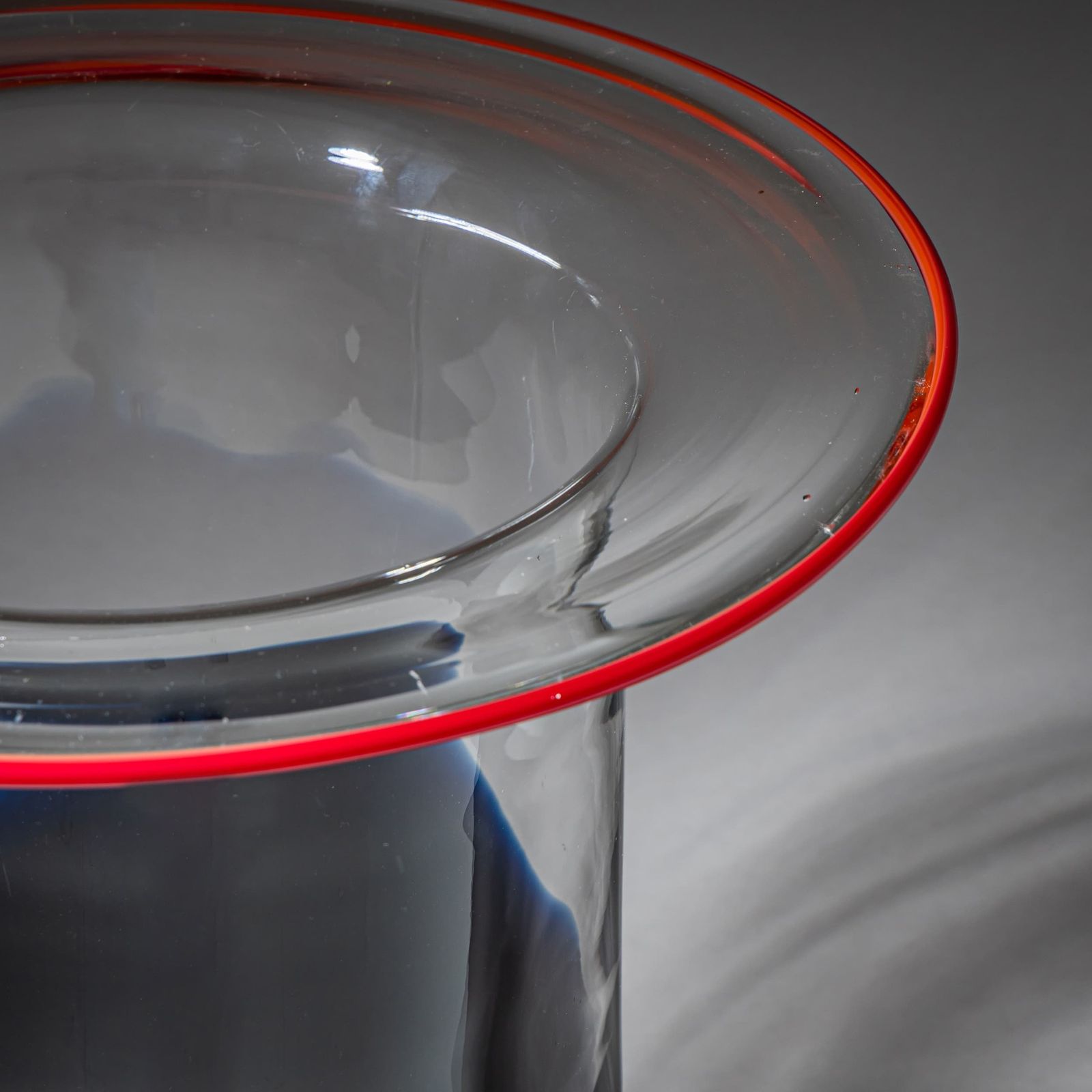 Cylindrical Vase By Renato Toso For Leucos, Italy 1970s photo vinterior
