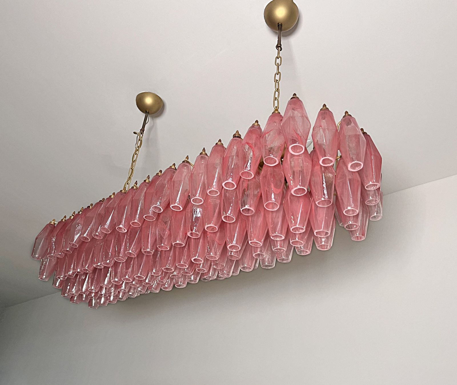 photo furniture Elegant Murano Poliedri Chandelier   Carlo Scarpa   138 Pink Alabaster Glasses