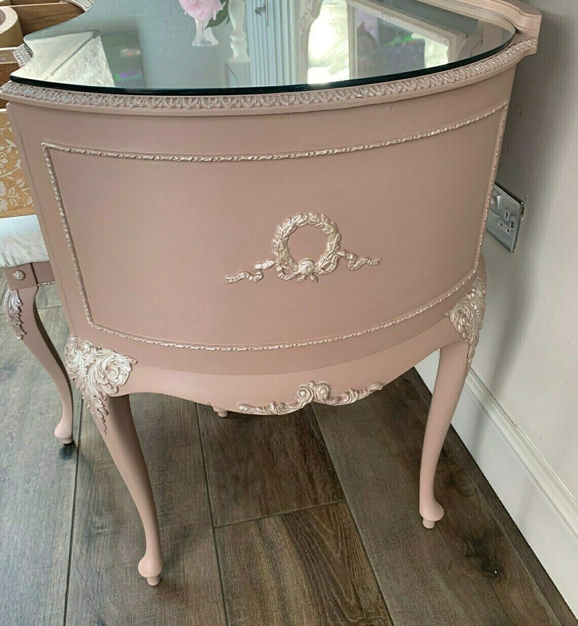 French Dressing Table & Stool. Louis Olympus Pink Dressing Table, Vintage Hand Painted French Style Romantic Dressing Table, Champagne Trim photo vinterior