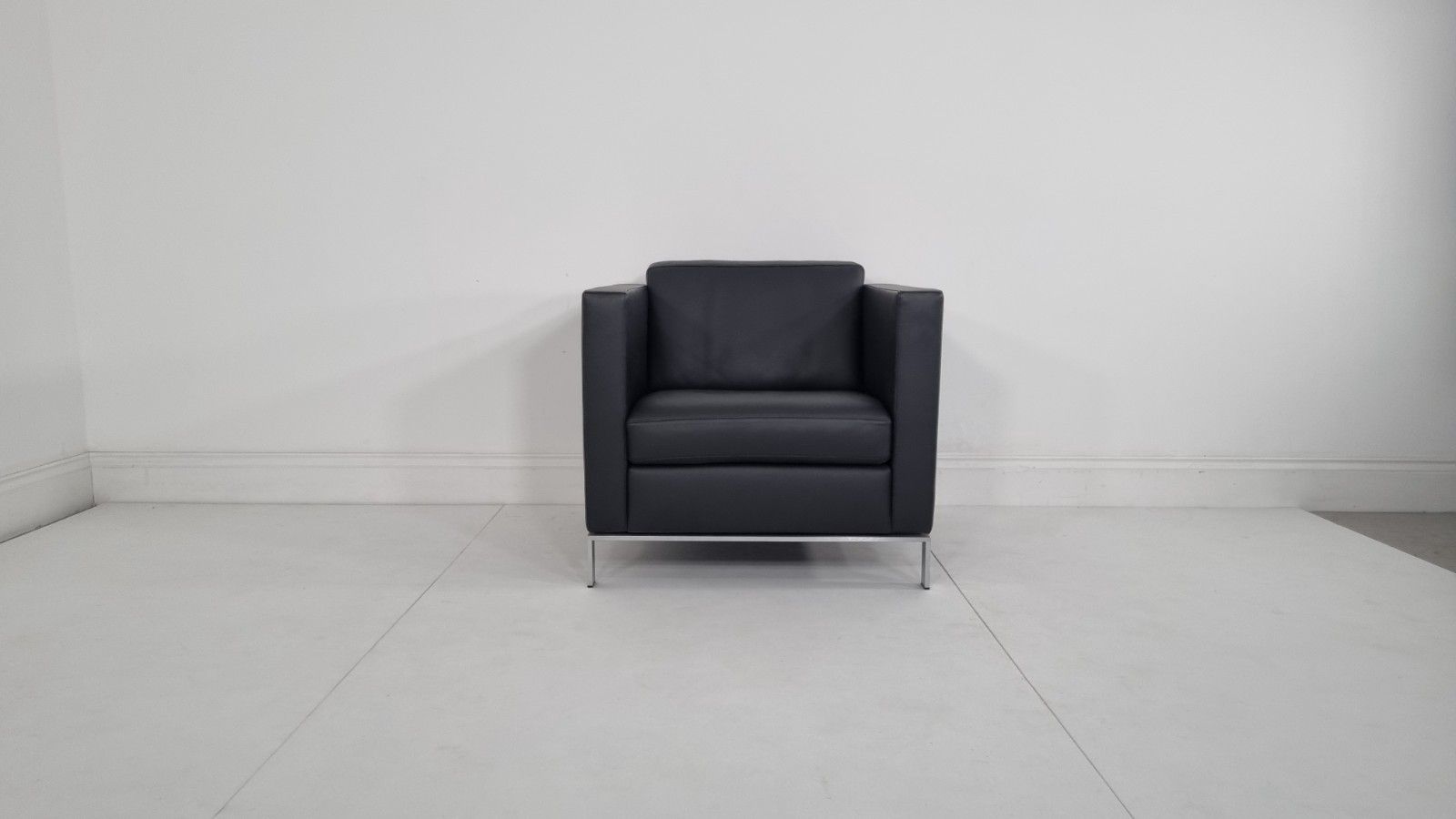 photo vinterior Walter Knoll Foster 500 Armchair In Black Leather Excellent Condition #1