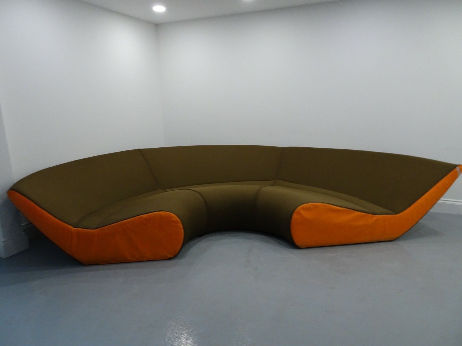 Walter Knoll Small Circle Reception Seating In Brown Fabric With Orange Unique photo buy