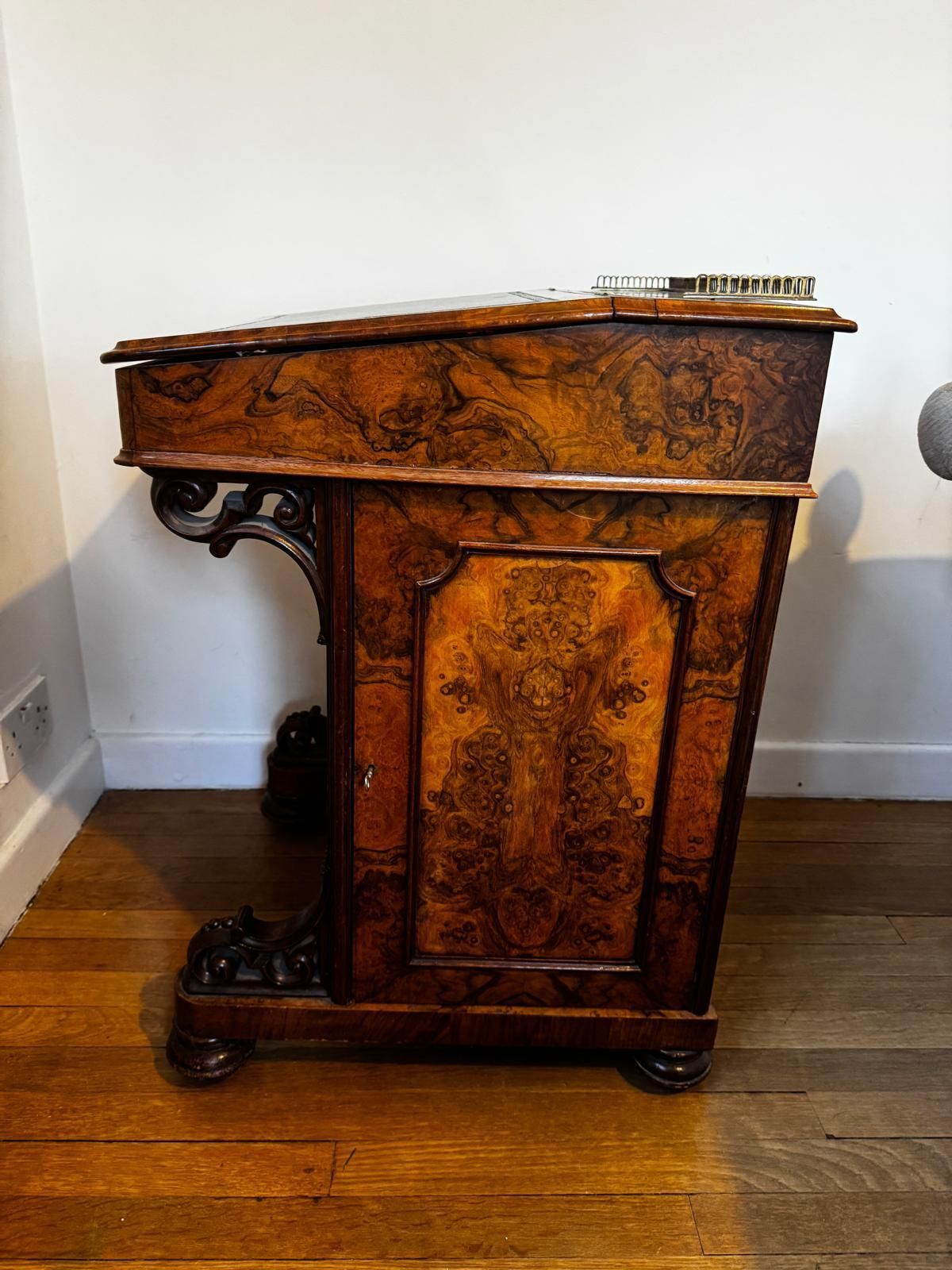 Victorian Burr Walnut Davenport Desk With Bookmatched Veneer, Inlay & Leather Writing Surface photo furniture