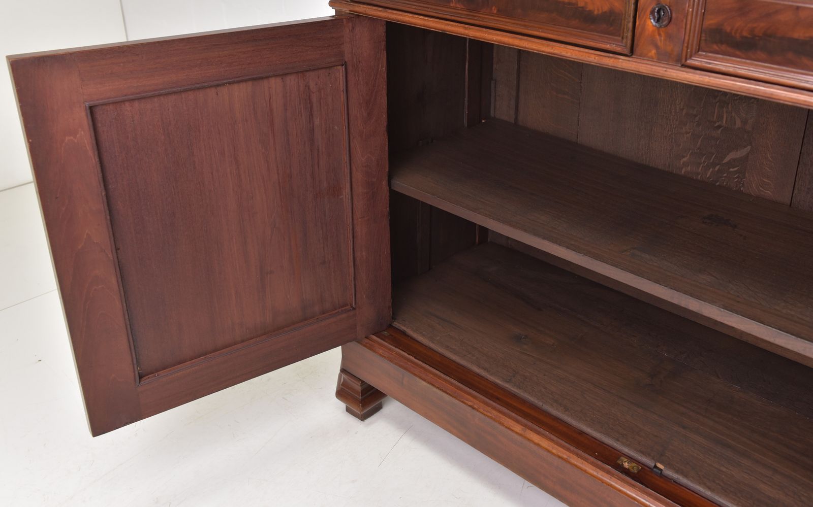 Antique! Restored Mahogany Chest Of Drawers/Sideboard, Circa 1880. photo Furniture