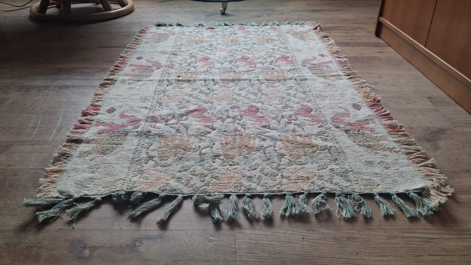 Delightful Hand Made Indian Rug . 140 Cm X 70 Cm. 100 % Cotton photo vinterior