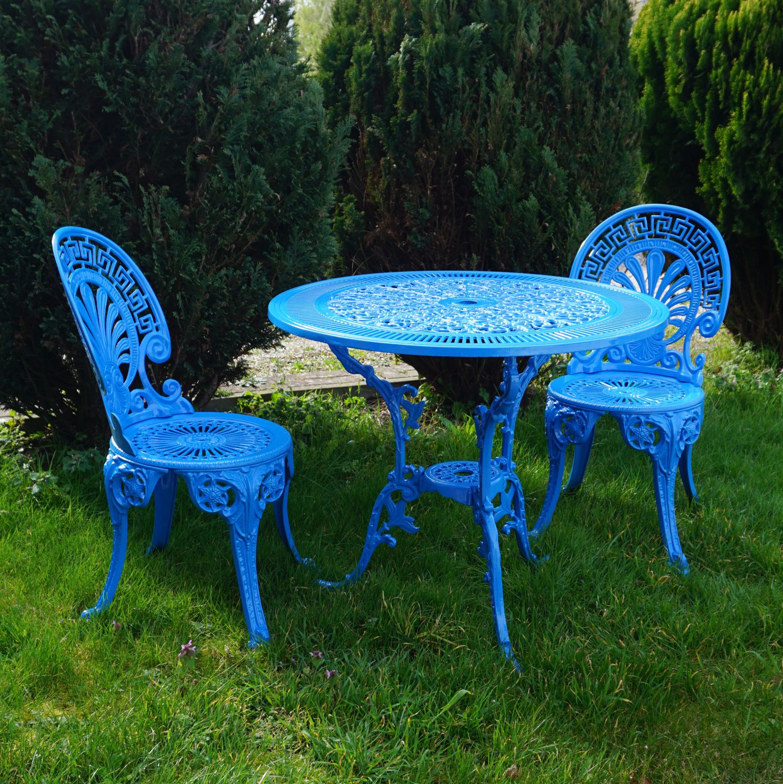 Powder Coated Blue Cast Aluminium Garden Bistro Table & Chair Set Fully Refurbished
