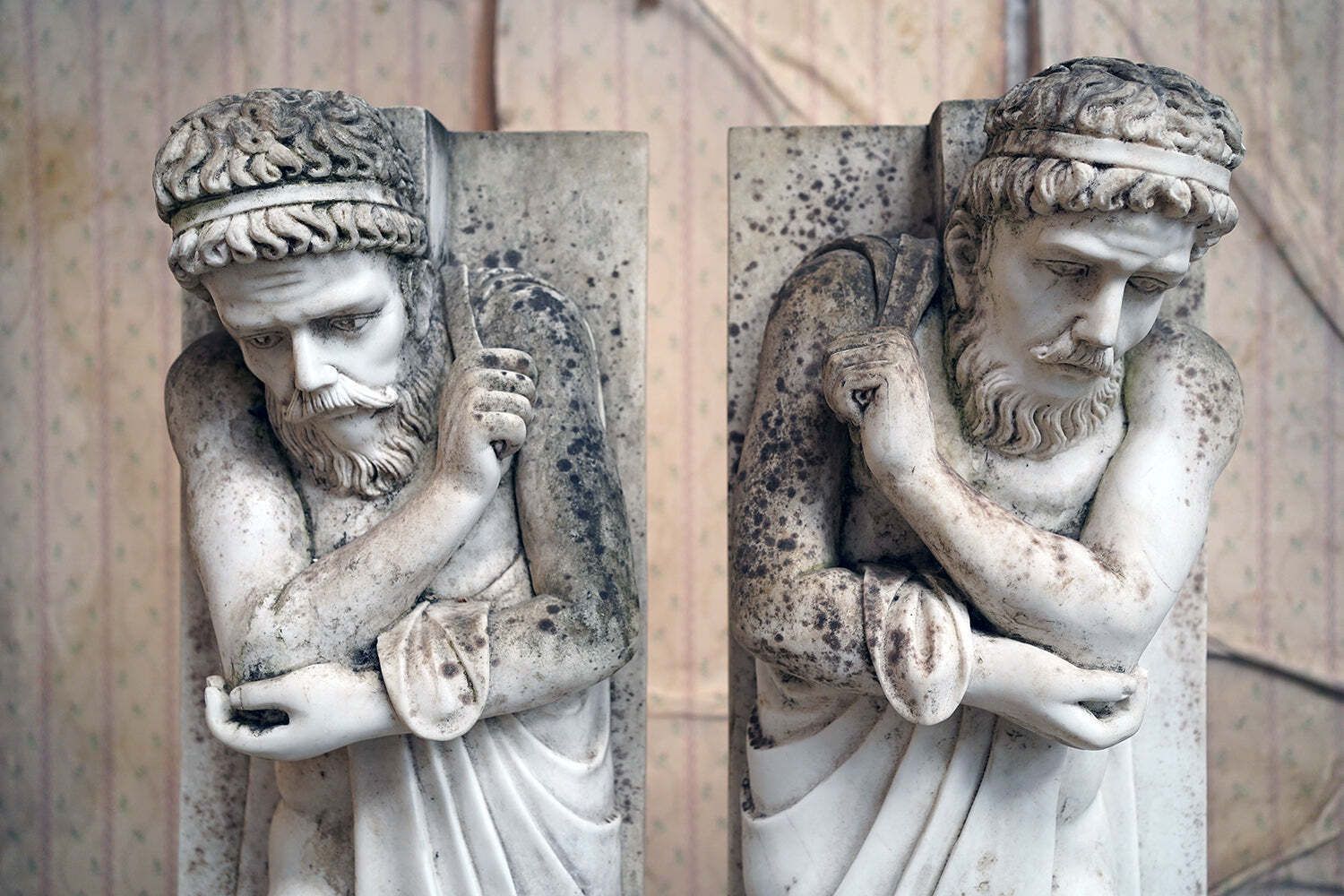 A Pair Of Early/Mid 20thc Italian Carved White Carrera Marble Atlantes Jambs C.1920 40 photo 4800.0