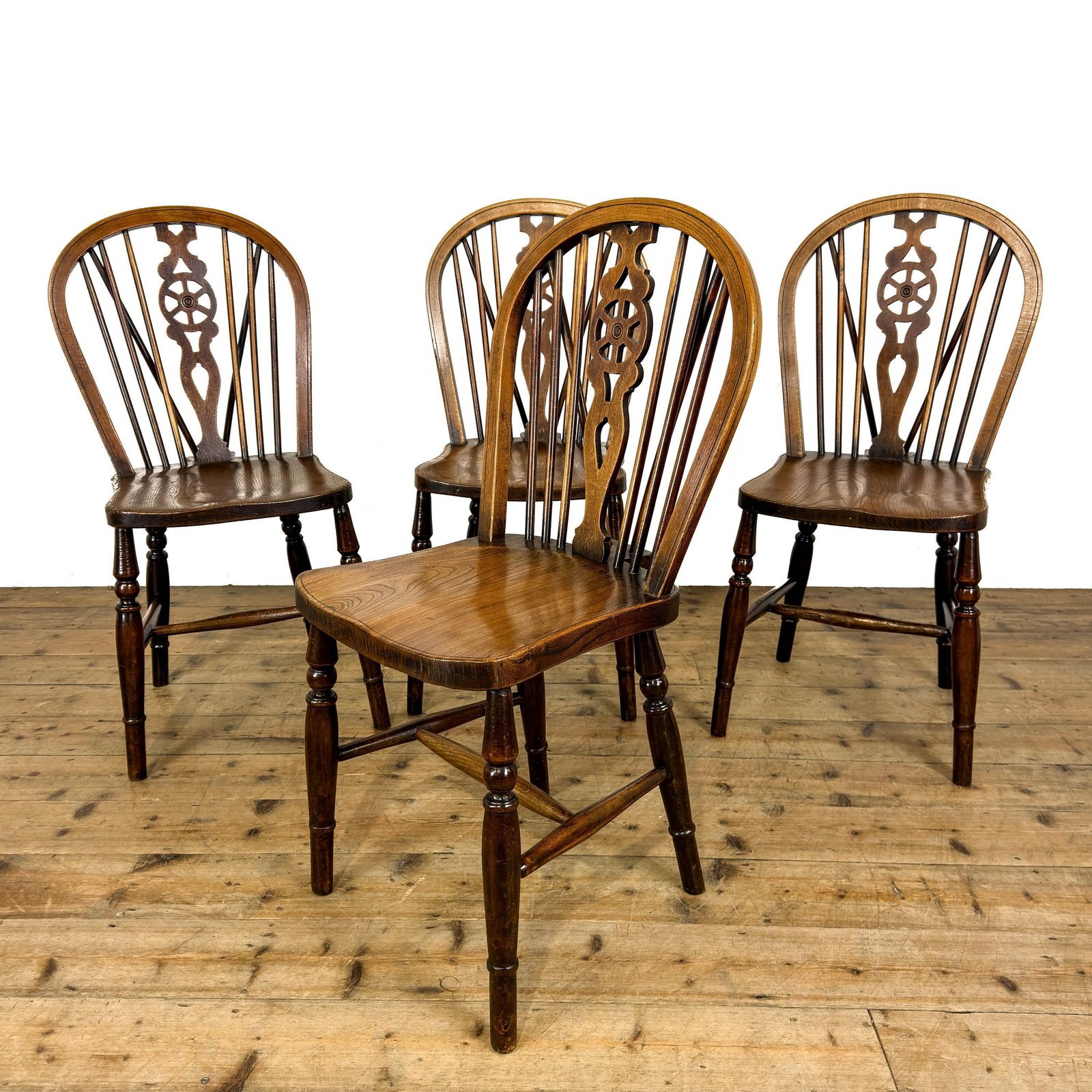 Antique Set Of Four Wheelback Kitchen Chairs | Kitchen Chairs | Dining Chairs | Oak Antiques | Farmhouse Seating photo furniture