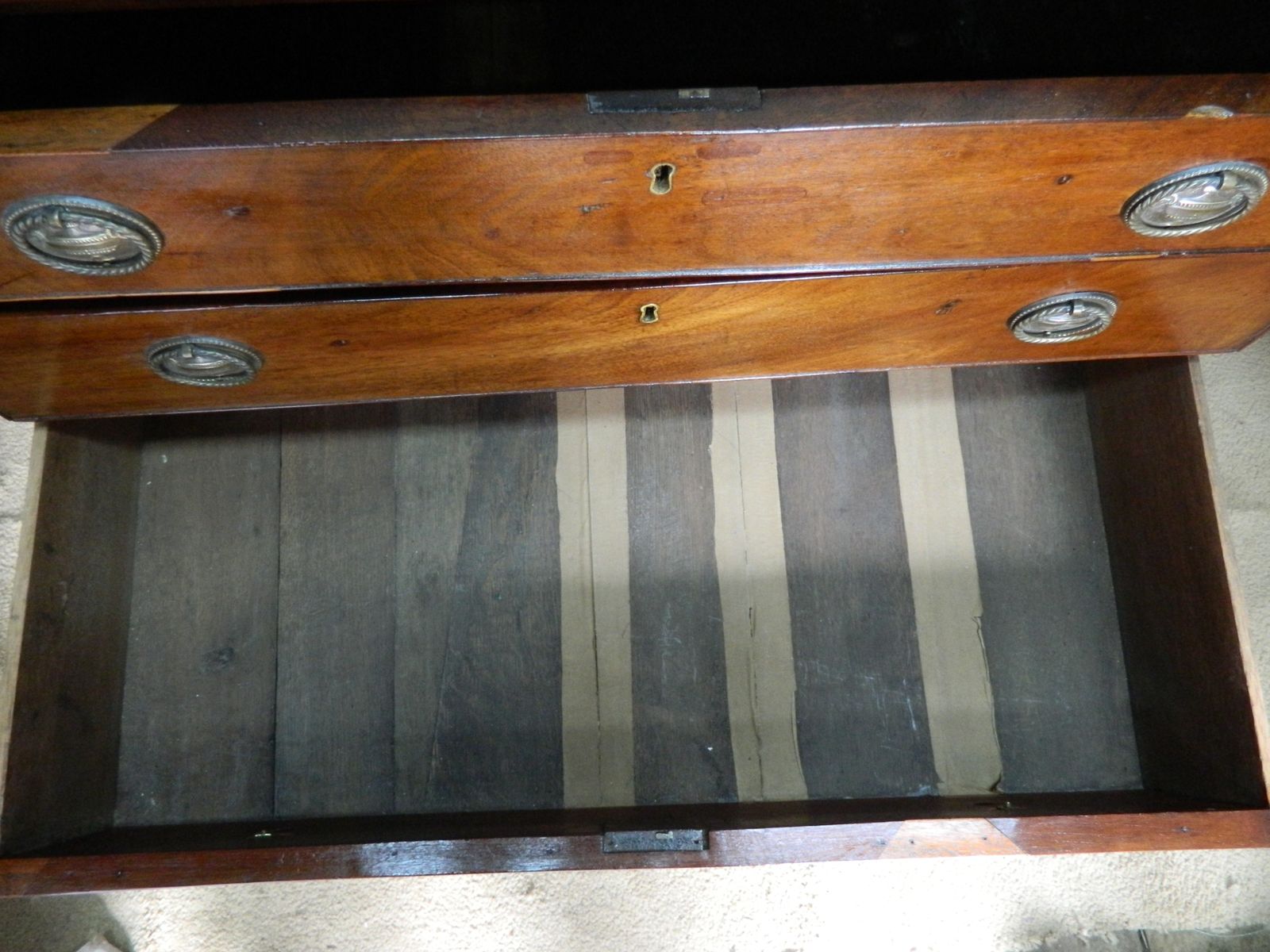 545.0 Victorian Mahogany Chest Of Drawers photo