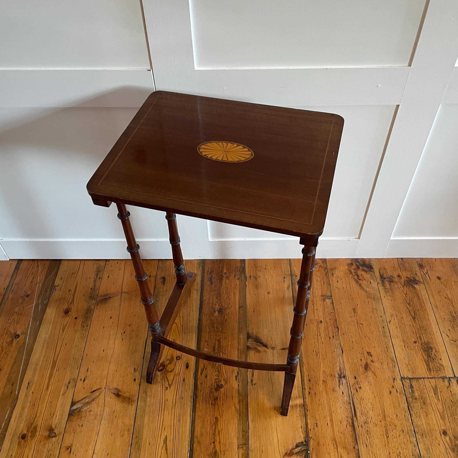 photo vinterior Edwardian Wood Side Table Inlay Top Turned Leg Plant Stand End Table Early Mid 20th Century Sheraton Revival