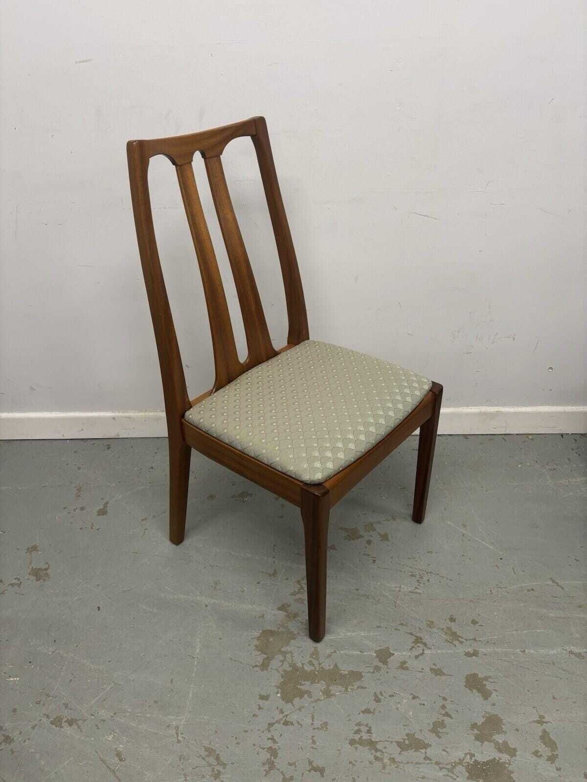 photo furniture Set Of 6 Parker Knoll Dining Chairs – Mid Century Chairs, Vintage Dining Room Seating