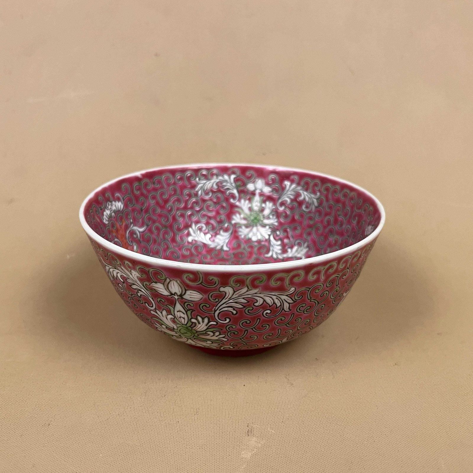 Home Decor Vintage Japanese Kutani Porcelain Bowl Mun Shou Serving Dish Hand Painted Pink Floral Famille Rose Decorative Asian Round Ceramic photo