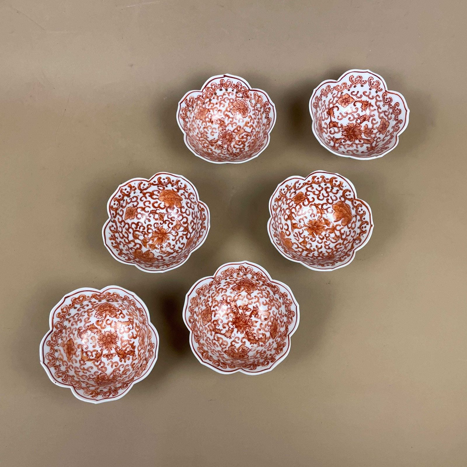 Vintage Japanese Porcelain Bowls Set Of 6 Hand Painted Red Scalloped Dishes Asian Tableware Small Serving Bowls Decorated In Hong Kong photo vinterior