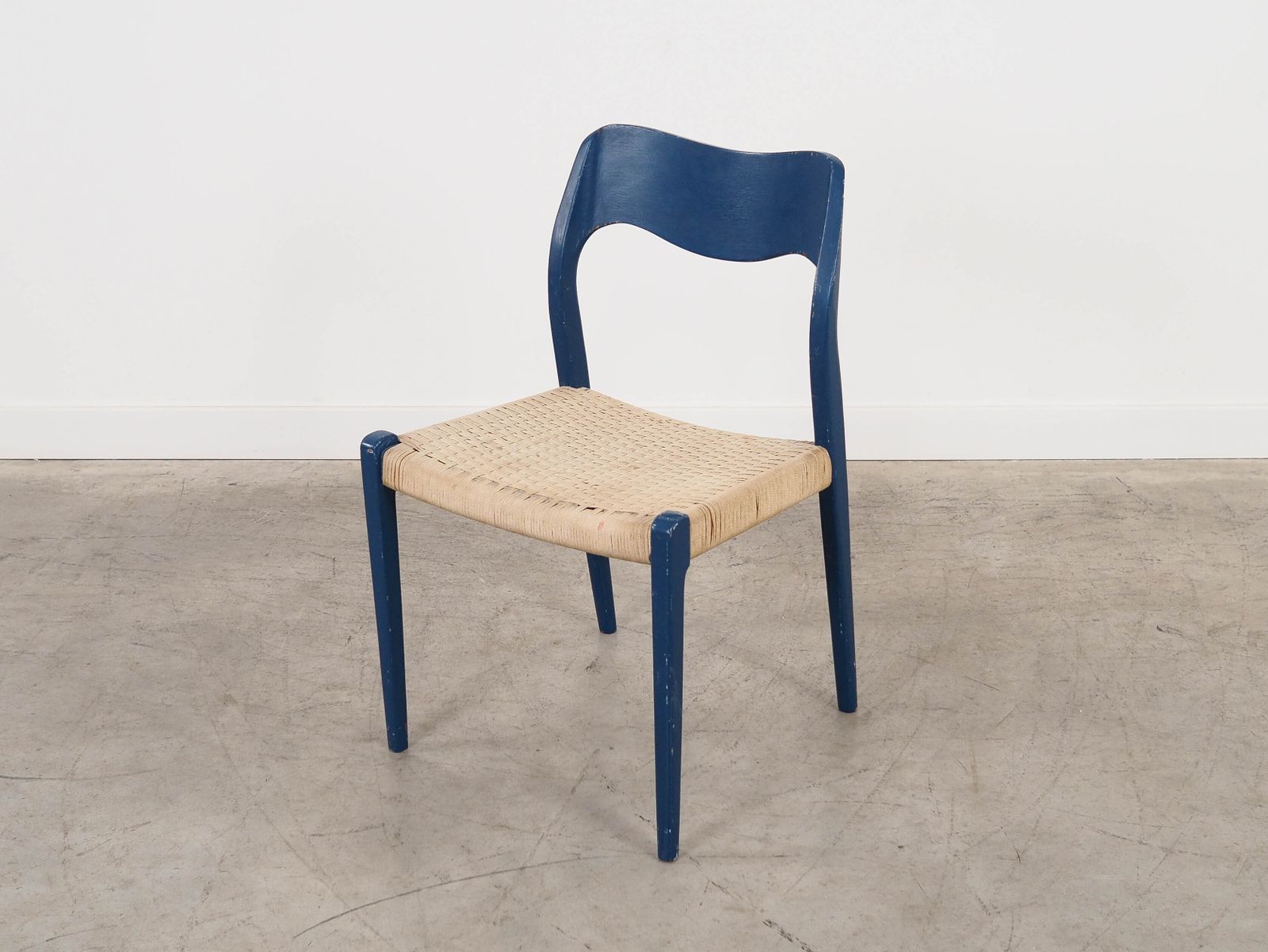 Blauwe Teakhouten Stoel, Deens Design, Jaren 1960, Ontwerper: Niels Otto Møller photo vinterior