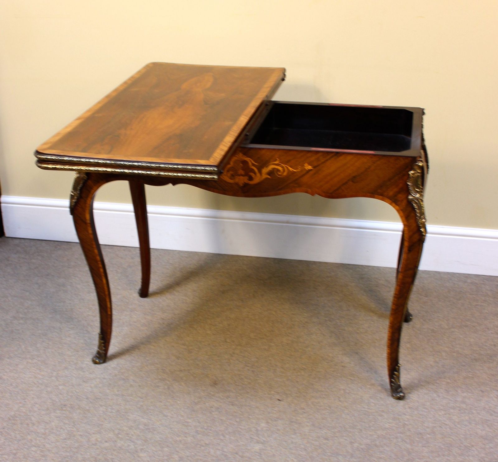 19thc. Rosewood & Kingswood Cross Banded Card Table photo 1000.0