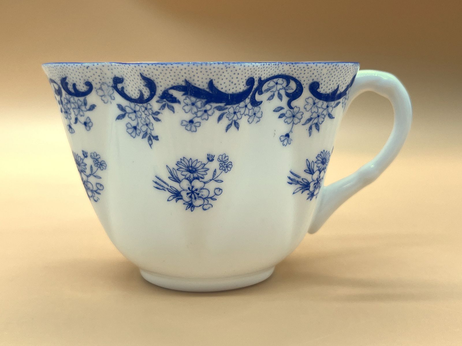 Vintage Shelley China Heavenly Blue Dainty Shape Tennis / Snack Tea Cup And Plate Set. 14075. C1940's. photo 125.0