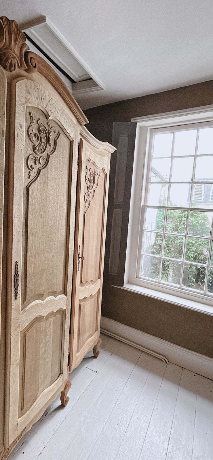 Large French4 Door Armoire In Oak photo for sale