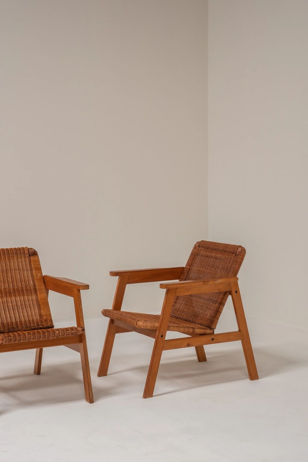 Pair Of Italian Wicker Lounge Chairs, 1970s photo Furniture