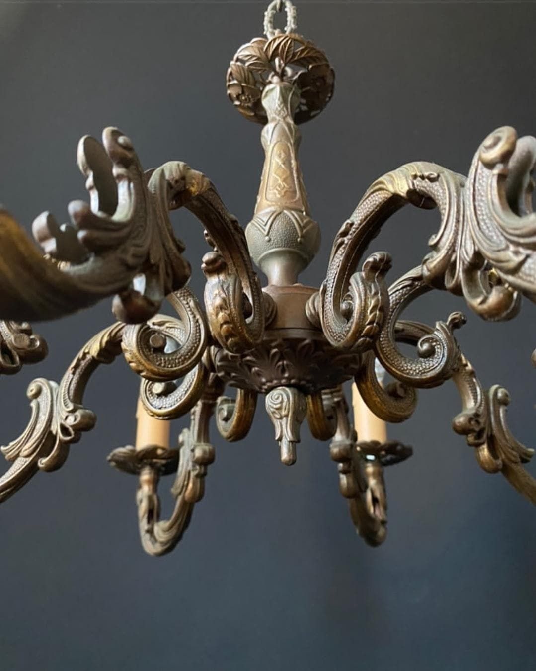 photo furniture Lustre d'époque en laiton, détaxé pour les États-Unis, Italie
