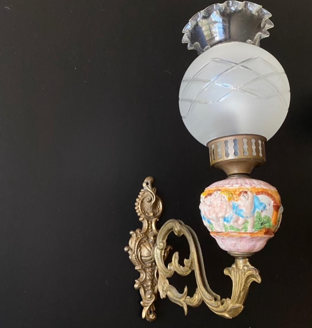 Appliques d'époque en céramique, Italie, exonérées de droits de douane pour les États-Unis photo buy