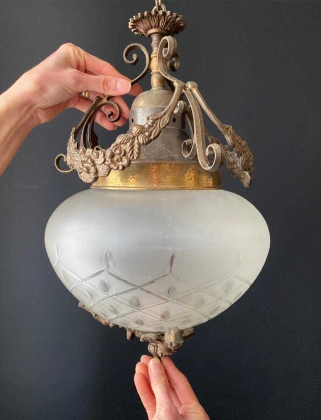 1182.0 Paire de lustres d'époque, hors taxes pour les États-Unis photo