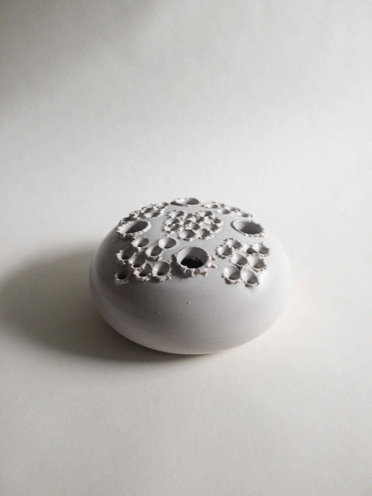 photo buy Vase de studio Aage Würtz, bougeoir en céramique blanche, style danois moderne