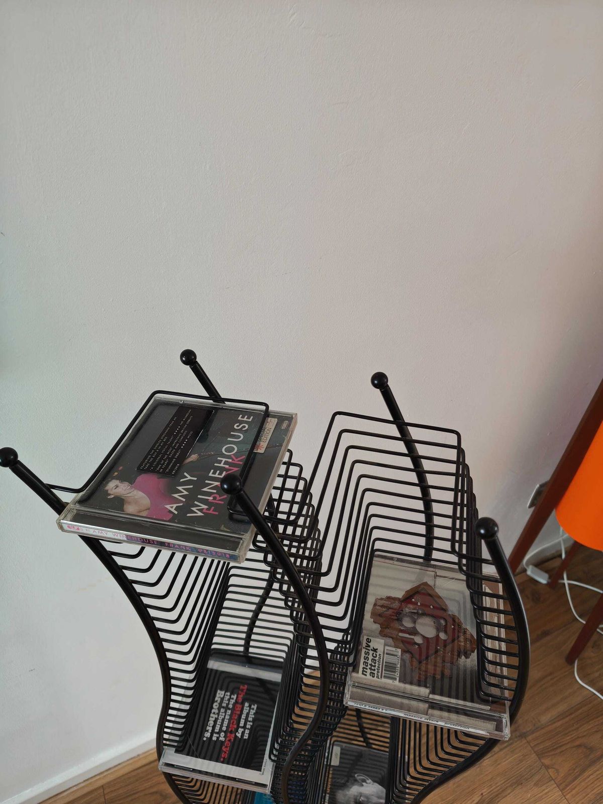 Huge Wavy Wire Cd Tower, Post Modern, Black Metal, Very Tall Holds 120 Cds 1990s Y2k Vintage. photo 85.0