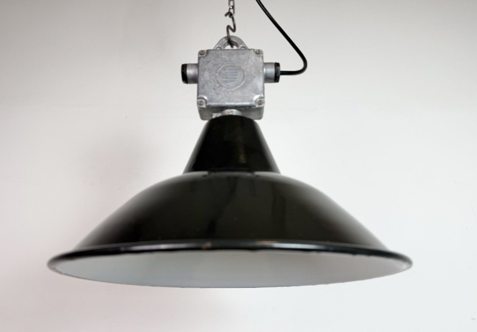 Set Of 4 Industrial Black Enamel Pendant Lamps From Elektrosvit, 1960s, 49x photo vintage