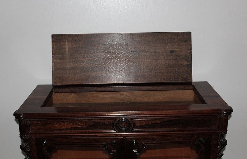 2573.97 Showcase Napoleon III 19th photo