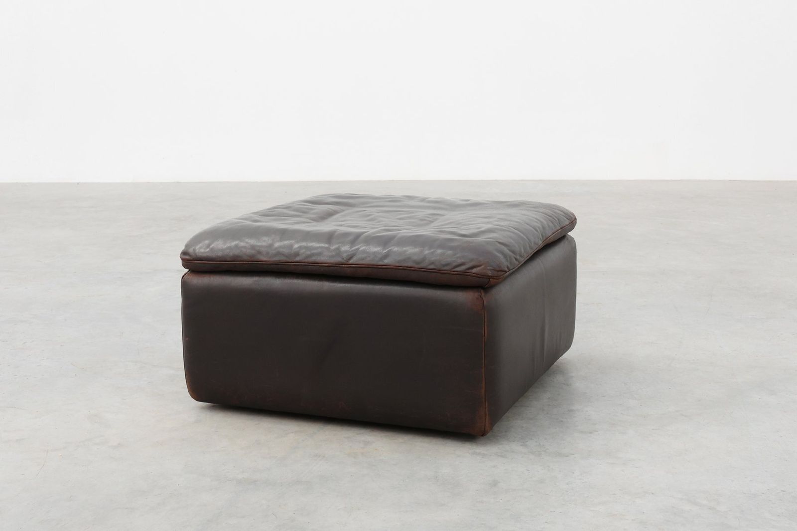 Mid Century Modern Ds‑11 Ottoman In Brown Leather From De Sede, Switzerland, 1960s photo 1044.0