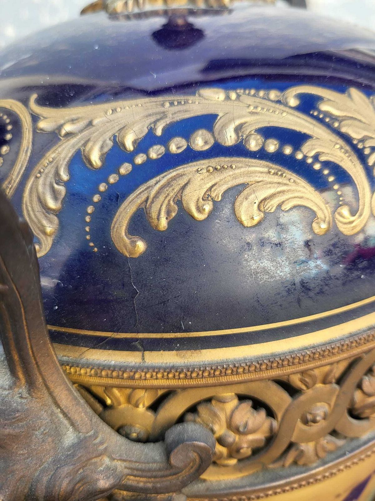 photo buy In The Style Of Sèvres, Pair Of Covered Porcelain Vases, 19th Century