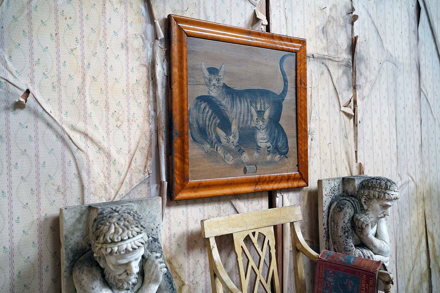 An Early 19thc English Naïve School Oil On Panel Of Kittens Playing With A Reel Of Thread C.1830 40 photo 980.0