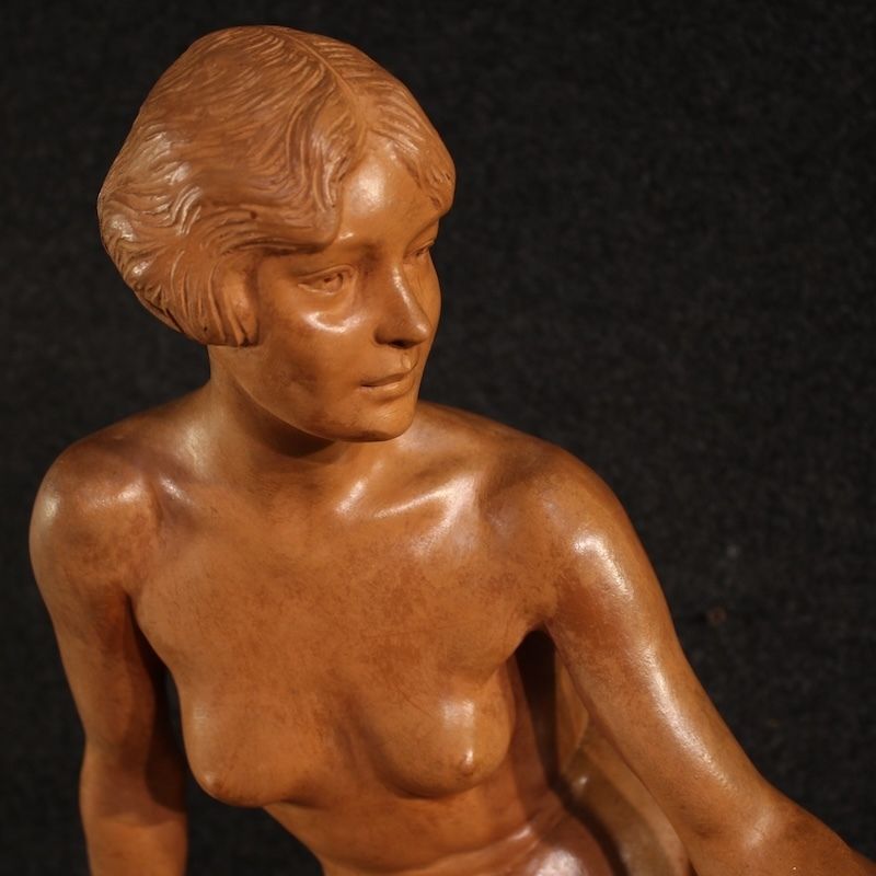 Sculpture Art déco française en terre cuite, XXe siècle photo furniture