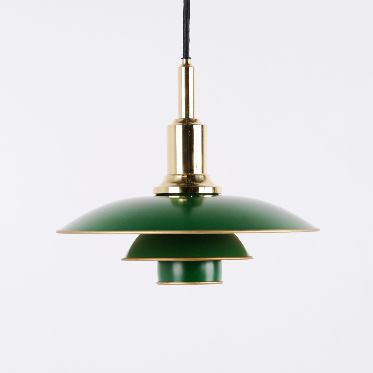 Poul Henningsen Pendant Lamp Model Ph 3/2 Anniversary Edition With Green Metal Shades For Louis Poulsen