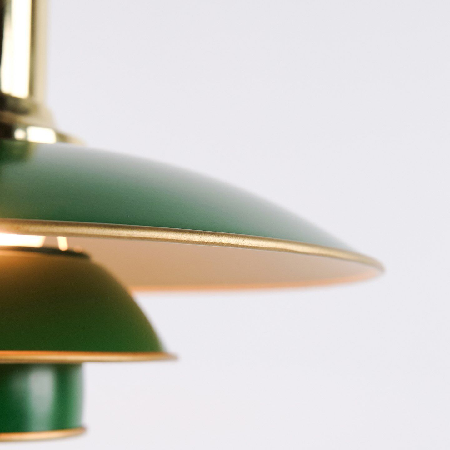 photo furniture Poul Henningsen Pendant Lamp Model Ph 3/2 Anniversary Edition With Green Metal Shades For Louis Poulsen