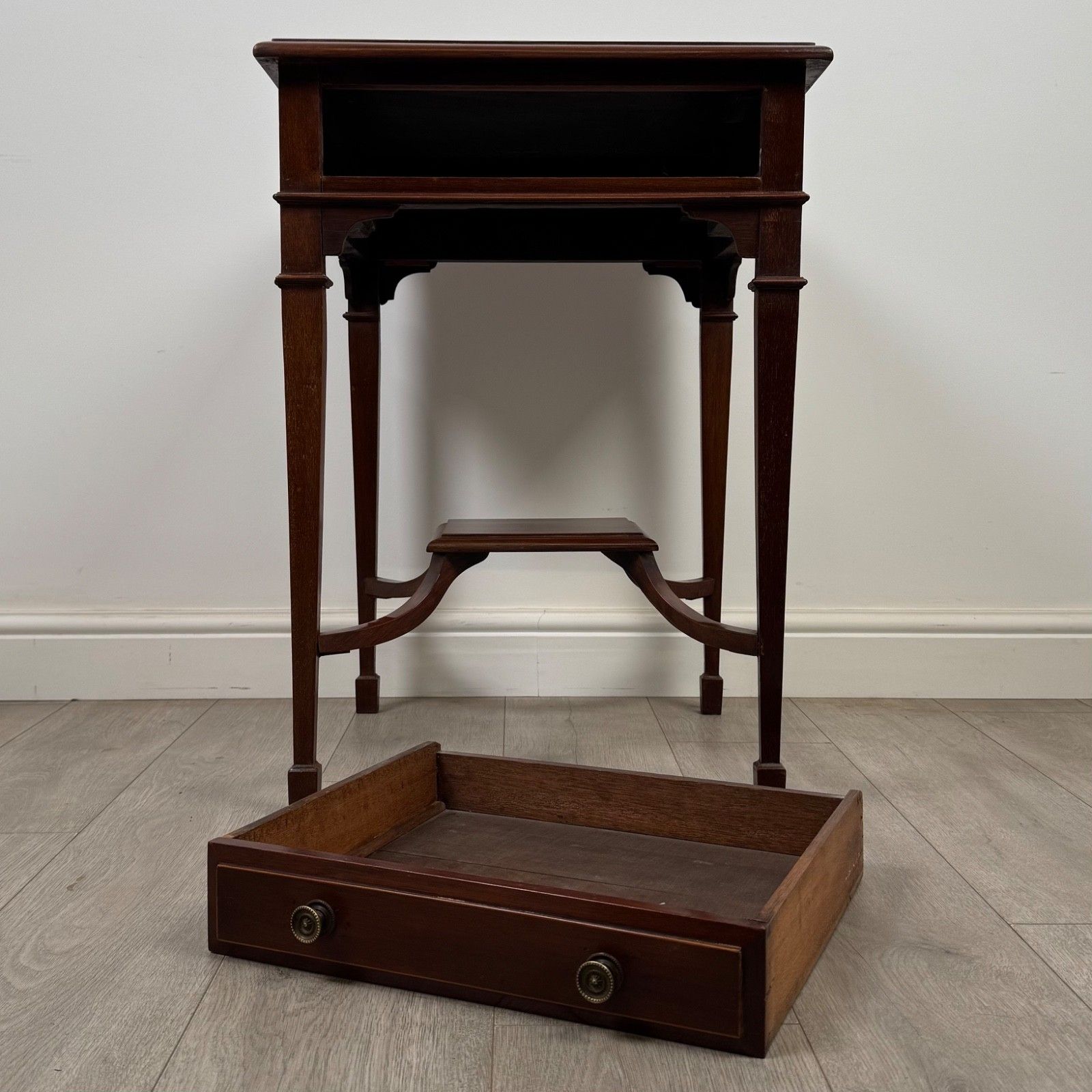 photo for sale Antique 20th Century Edwardian Side Table In Mahogany ( Af 5468 )