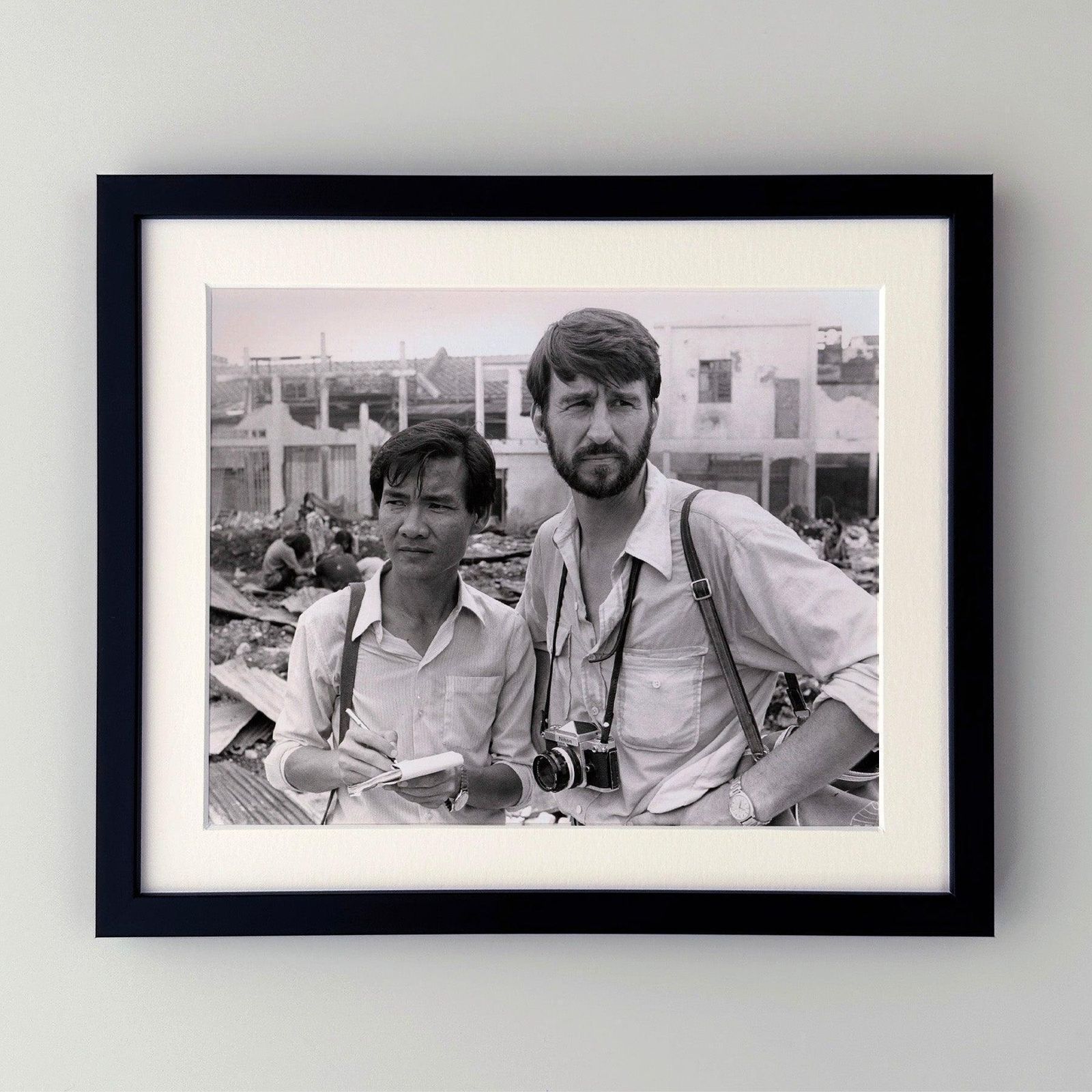The Killing Fields 1984 Publicity Film Movie Press Still Framed photo furniture