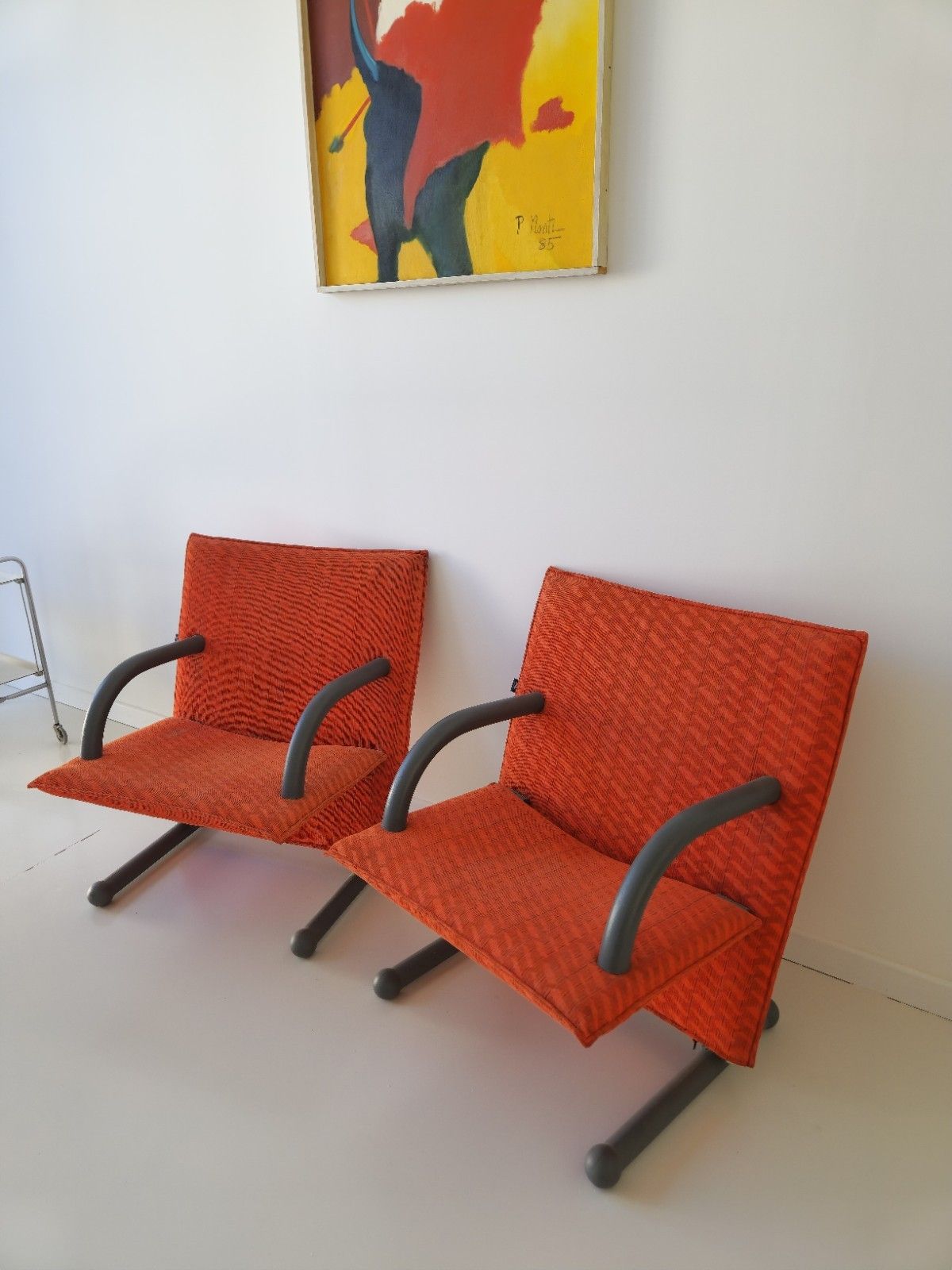 photo for sale Pair Of Authentic Arflex Italy T Line Lounge Chairs Postmodern 1980s Interiors