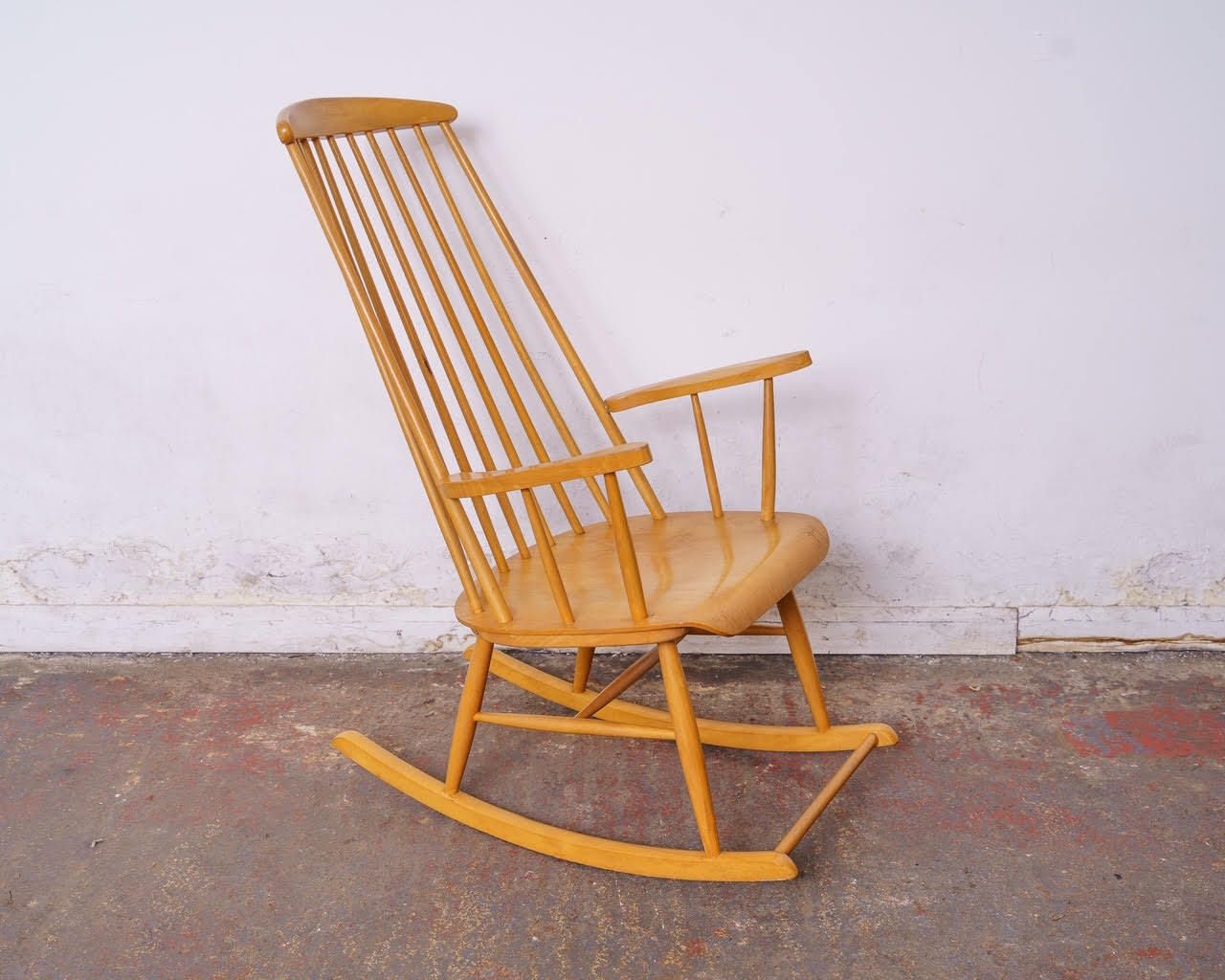 Mid Century Madmoiselle Rocking Chair By Ilmari Tapiovaara