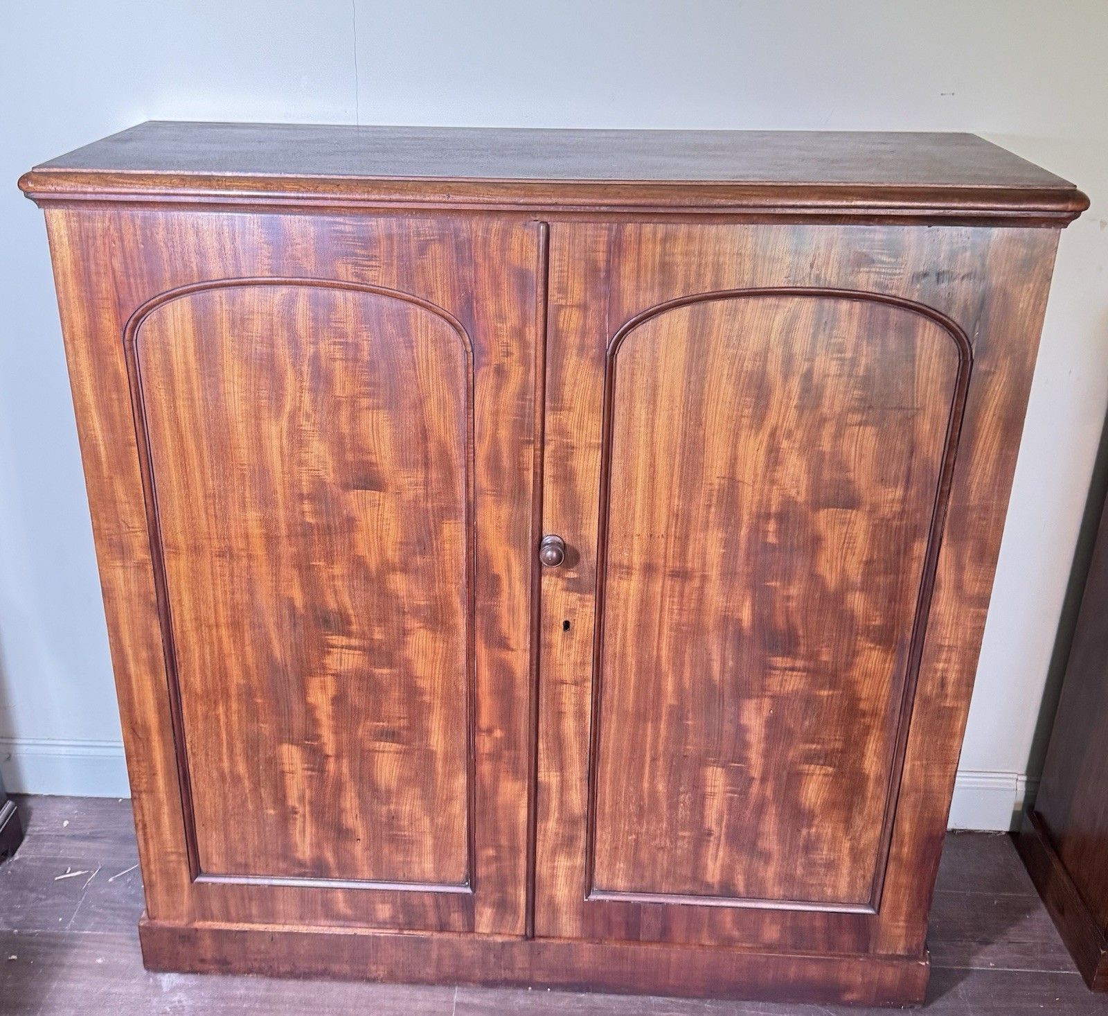 Victorian Mahogany Linen Press photo Furniture