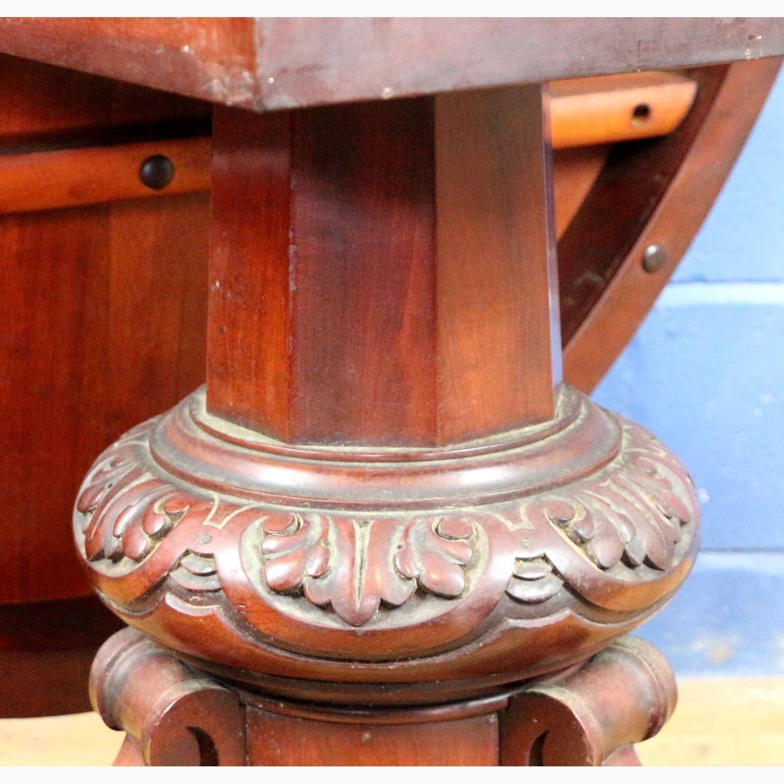 A Mid Victorian Carved Mahogany Centre Pedestal Tilt Top Breakfast Or Dining Table photo vintage