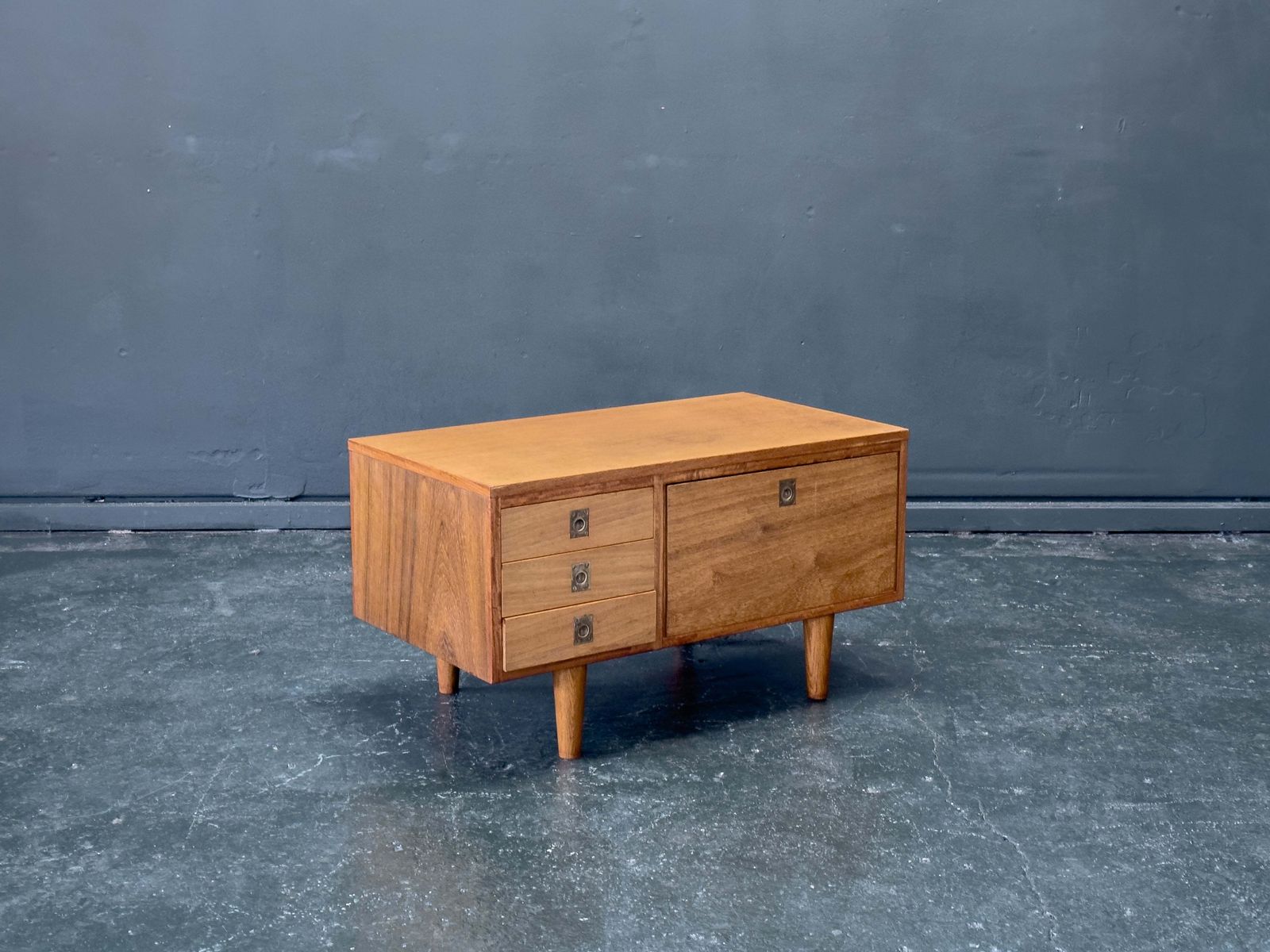 Small Oak Sideboard photo furniture