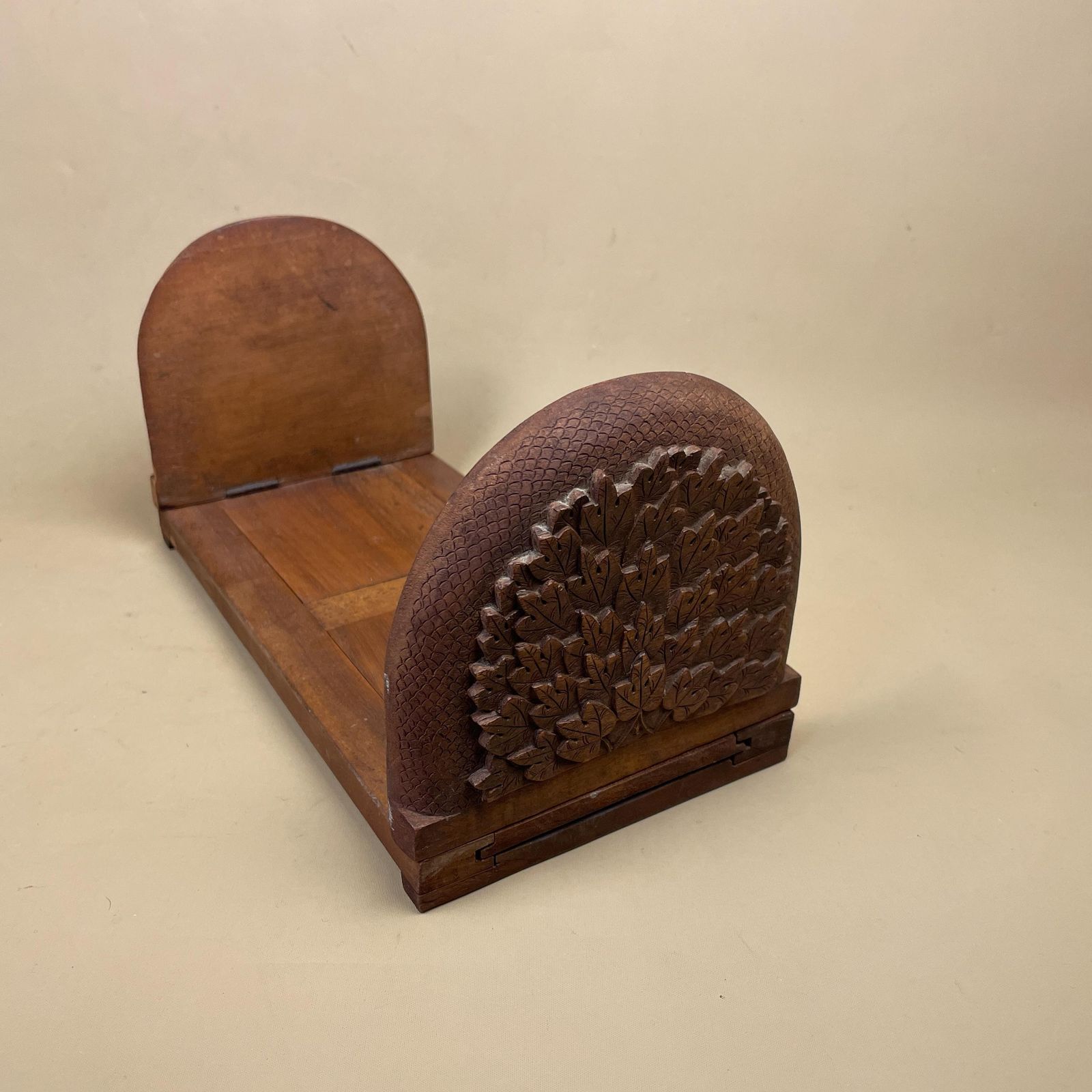 Hand Carved Sliding Bookends Extending Anglo Indian Wooden Handmade Fold Down Shelf Display Library Novel Stand Adjustable Bookend Book Ends photo vinterior